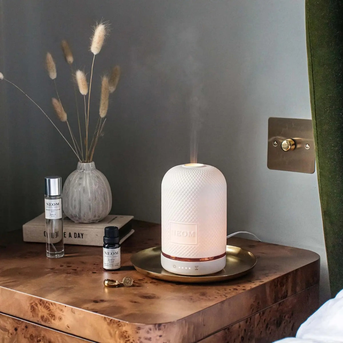 Neom Organics Wellbeing Pod - Essential Oil Diffuser