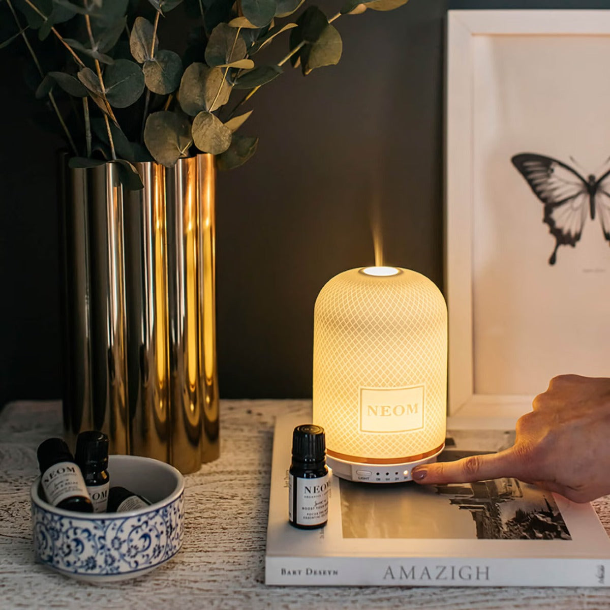 Neom Scent to DE-STRESS Essential Oil Blend