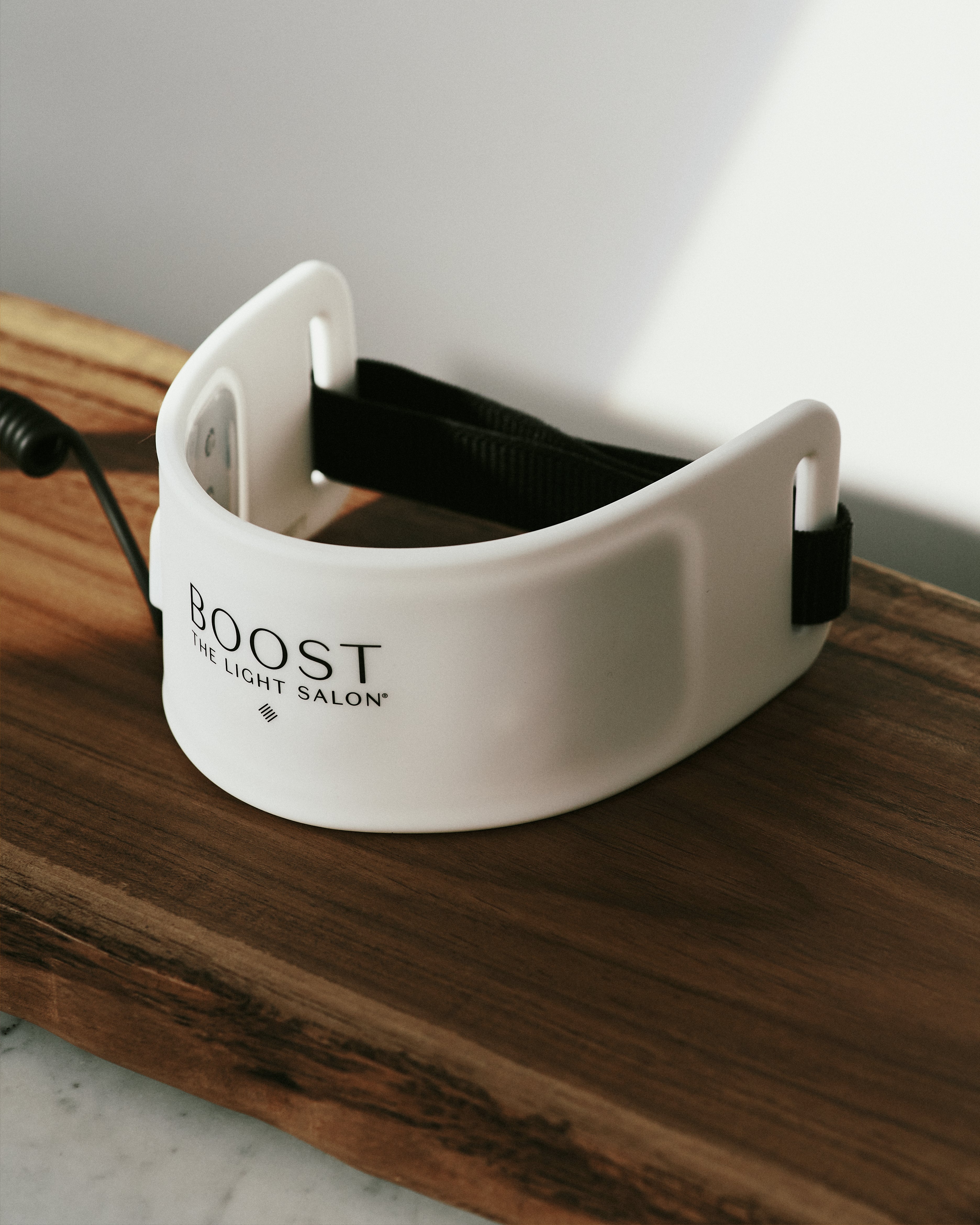 The Light Salon Boost LED Collar