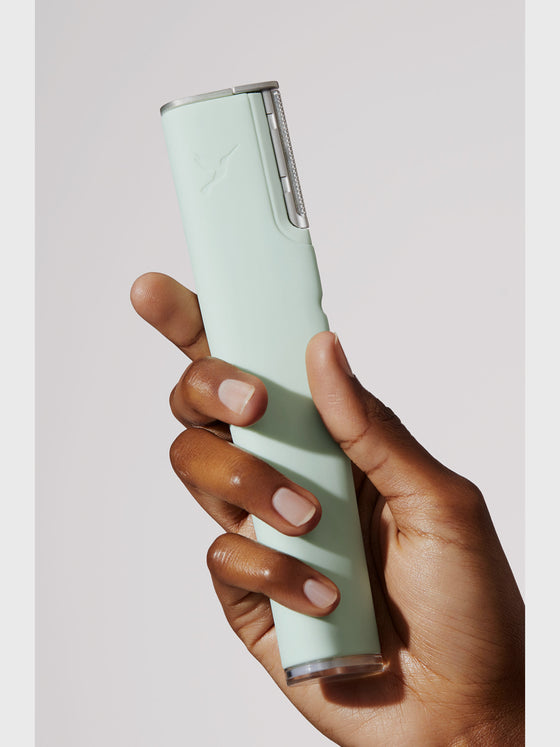 Dermaflash Luxe - Facial Exfoliation And Peach Fuzz Removal - Icy Green