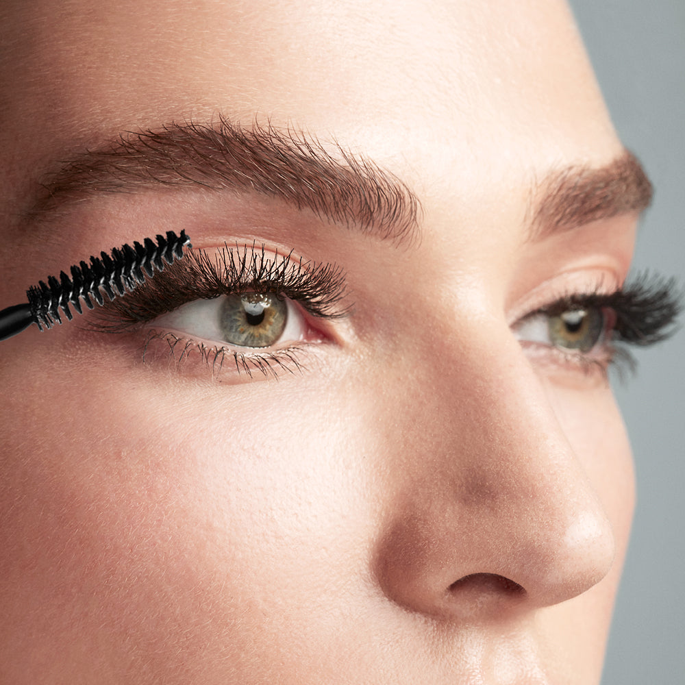 M2 Beaute Black Nano Mascara