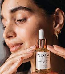 Neom Organics Great Day Glow Face Oil