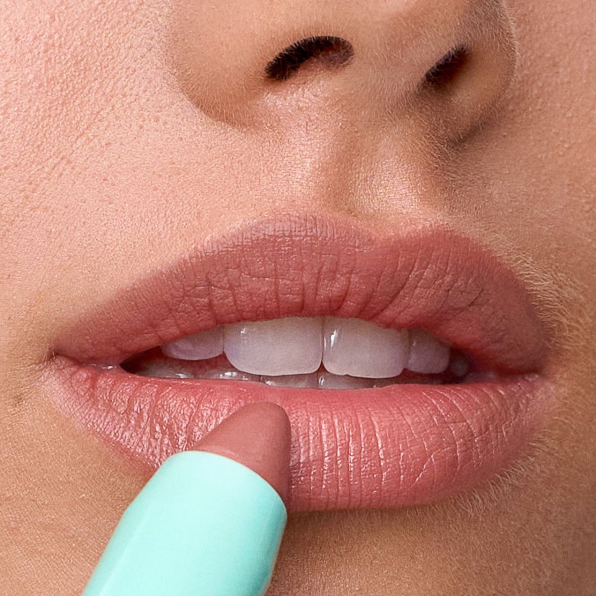 Sweed Le Lipstick - Nude Pink