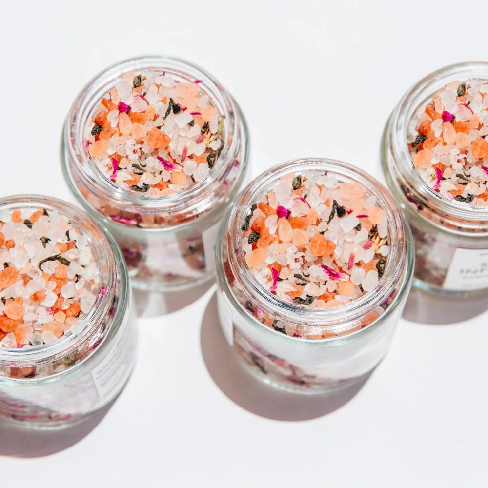Salt By Hendrix Soak Infusion - Globosa + Green Tea