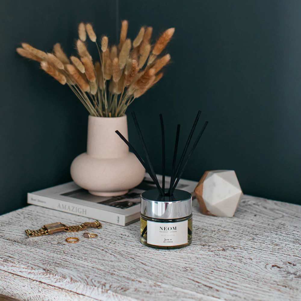 Neom Organics Bedtime Hero Reed Diffuser