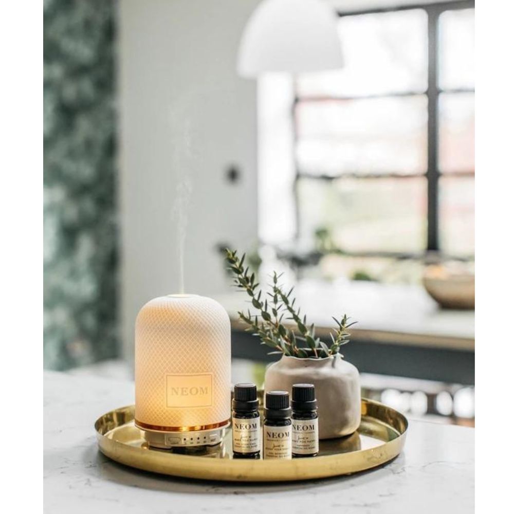 Neom Organics Feel Refreshed Essential Oil Blend 10ml